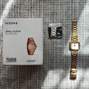 Montre Nixon - The small player - Rose gold